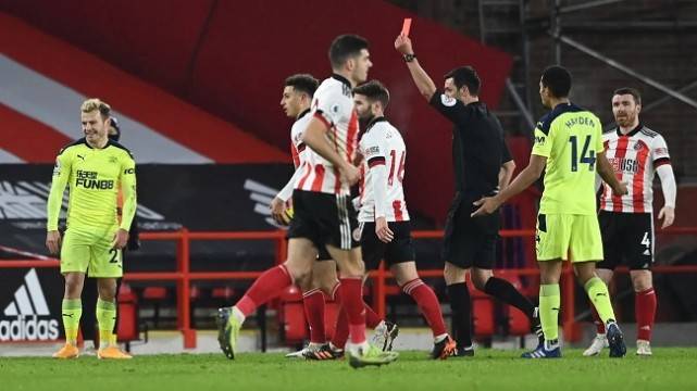  亚眠防守反击高效，法甲务实打法收获三分  