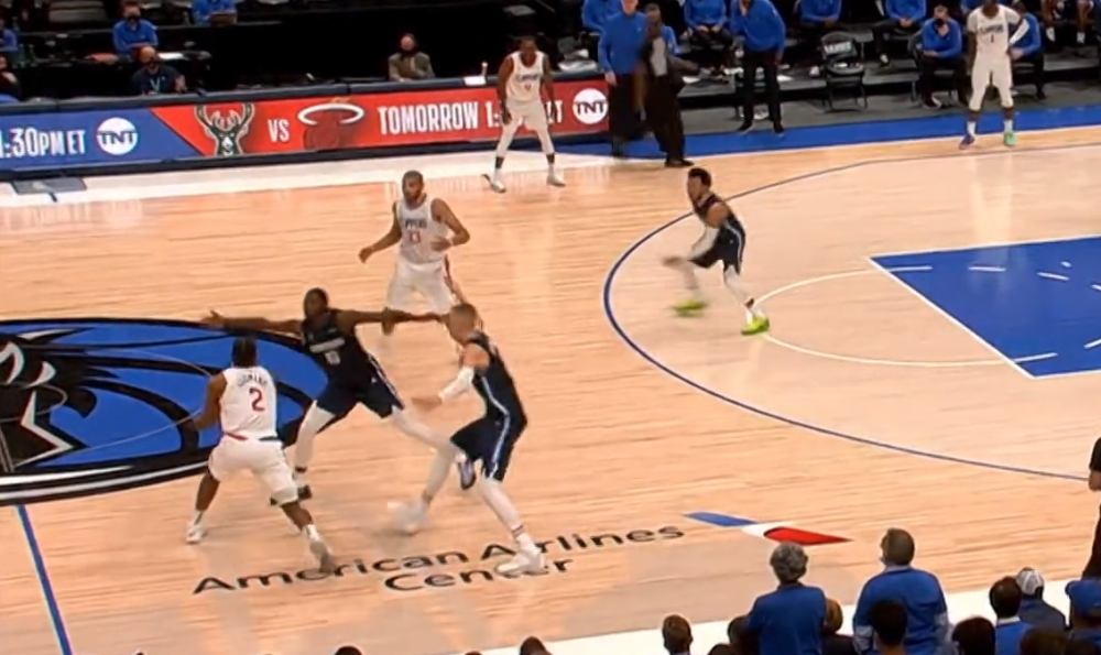  诺丁汉森林防守反击得手全取三分