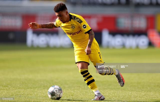  桑乔精妙助攻帽子戏法，多特蒙德客场完胜沃尔夫斯堡